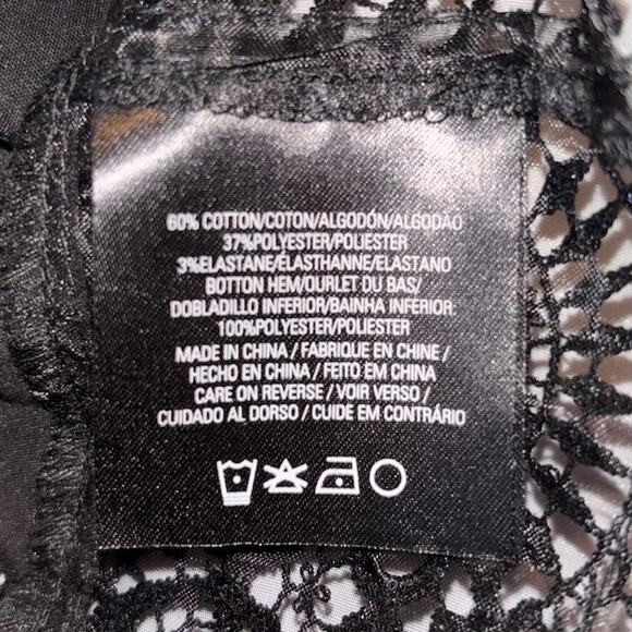 NWT Tahari Zeena Sz M Sleeveless Blouse Goth Romantic Lace and Netting - Picture 9 of 9